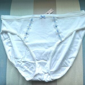 Victoria’s Secret high leg brief panties size XXL